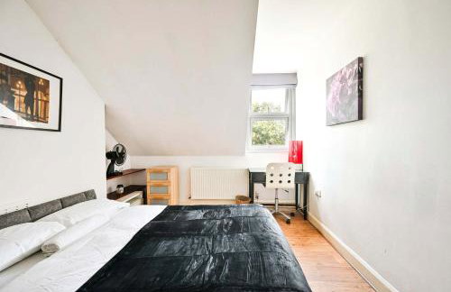 Lovely 3 Bed for Families, Contractors, Relocation - Foto 9