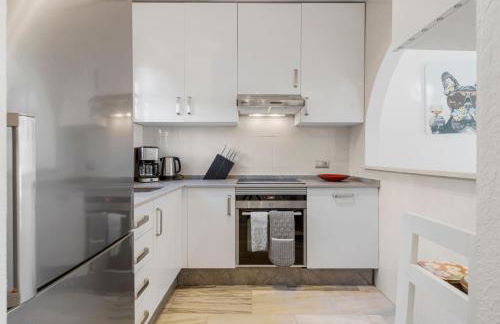 La Campana apt with pool by Costarentals - Ref 60 - Photo 24