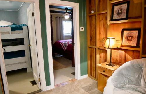 Cozy Dog-Friendly Home with WiFi - Foto 9