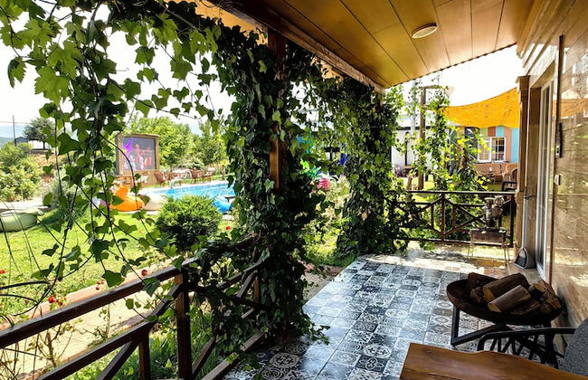 ALMUS ŞEHRİ SEFA BUNGALOV EVLERİ - Foto 8