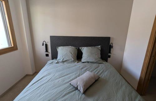 Gîte avec piscine chauffée, spa et vue sur la vallée - FR-1-589-655 - Foto 11