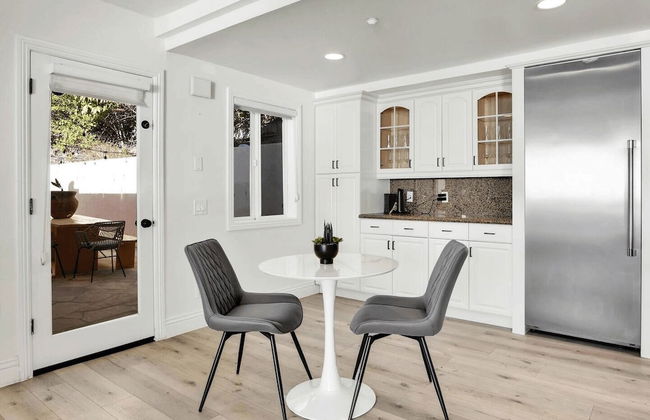 Castlewood by Avantstay Malibu Cliffside + View - Photo 4