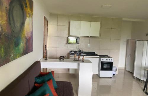 Flat Condomínio Topo da Montanha 507 fica a 5km do centro - Foto 20