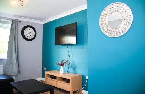 2ndHomeStays- Willenhall-A Serene 3 Bed House with a Garden View-Suitable for Contractors and Families-Sleeps 9 - 7 mins to J10 M6 and 21 mins to Birmingham - Foto 21