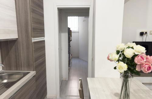 Valerias Nest Elegant Apt with WiFi and Charm - Photo 16