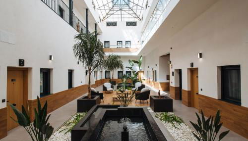 Guadalupe 15 by Magno Apartments - Photo 2