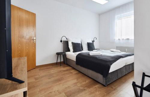 Lemon Suites 1,Apartment im Künstlerviertel - Nähe Innenstadt und UBahn, 2 Zimmer, 3 Einzelbetten und ein Doppelbett - Foto 6