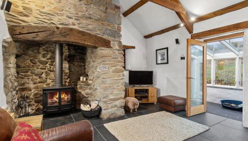 Temple Cottage - Photo 2