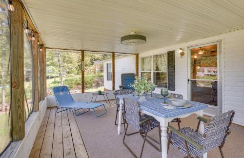 Lake Sinclair Escape Screened Porch, Modern Style - Foto 3