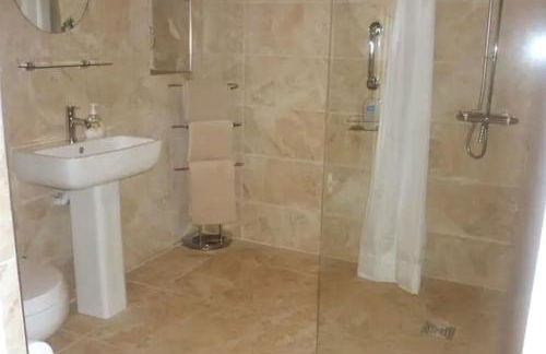 Glenview Lodge accommodation, Monmouthshire - Foto 17