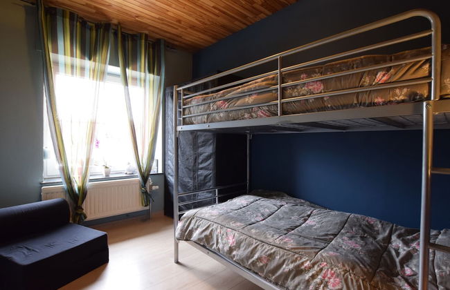 Family Home in Sainte ode - Photo 4