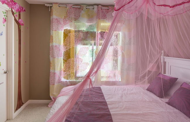 Sunny and Elegant Villa - Photo 2