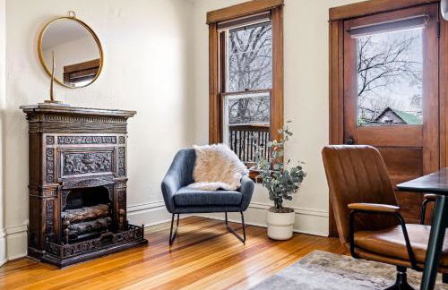 Chic Victorian Manor - Sleeps 12 - Congress Park - Foto 30