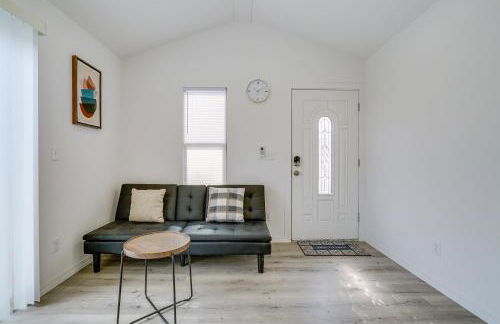 Sleek and Modern El Paso Retreat about 6 Mi to Downtown! - Foto 3