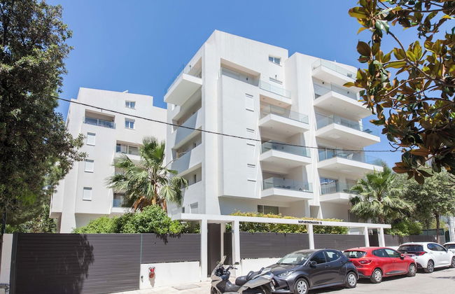 Marousi 2 Bd Luxury Living w Shared Pool - Foto 46