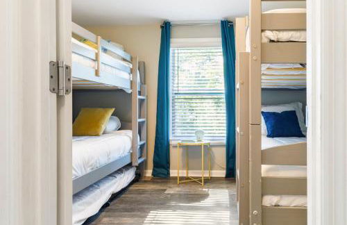 Franklin 4BR Escape, BBQ, Fire Pit, Sleeps 15 - Foto 20