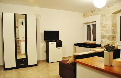 Apartments Oasis - Photo 16