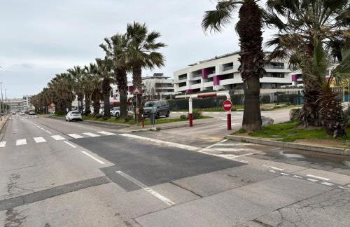 Janislove34 Maison 1 Chambre avec accès piscine dans résidence à Palavas les flots - Foto 22