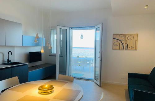 Sulle onde del mare - Foto 3