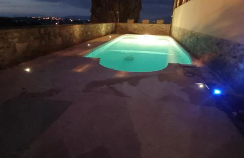 TUSCANFLAT Castle - Photo 16