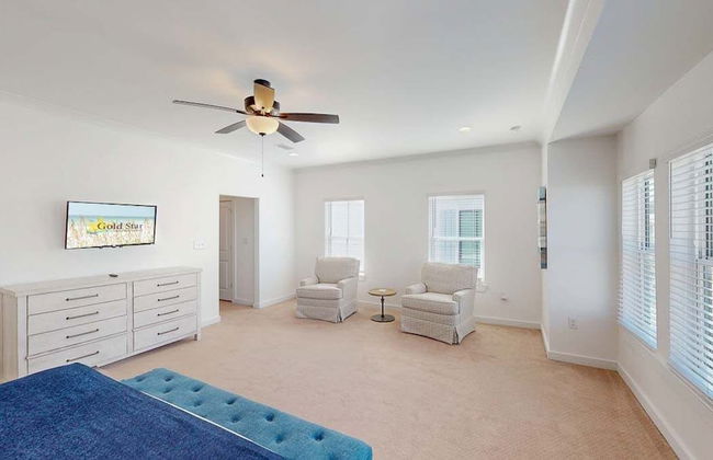 New Home 3br/2.5br w/ Kayak Access Sleeps 9 - Foto 9