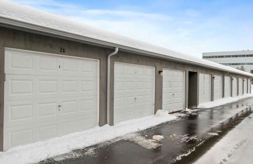 Fully Furnished 1st Floor 1 Bed 1 Bath Condo - Close To Shopping & Hwys North&South - Foto 23