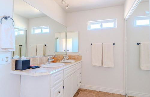 Spacious Lux Estate l 8 mins to Strip - Foto 42