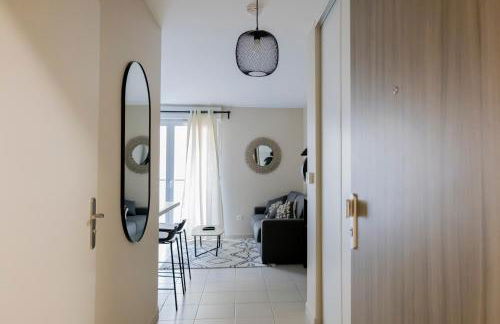 Charmant studio en résidence avec parking - Foto 21