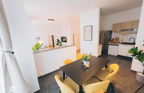 RR - Modern Living Apartments - 84 qm - Kitchen - Parking - Foto 24