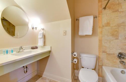 Spacious Springfield Home w/ Golf Course View! - Foto 13