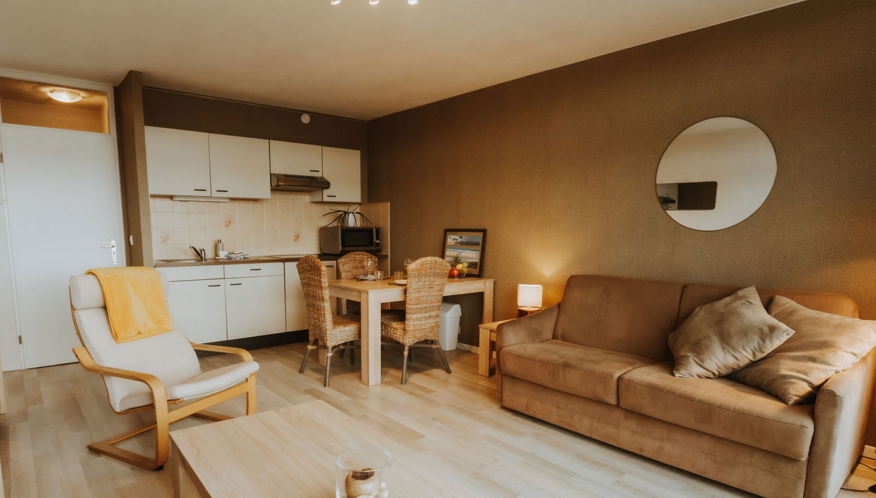 1 bedroom Apartment in Bredene - Photo 1, Living Room