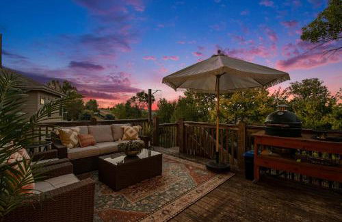 Stunning 5BR Villa Large Hot Tub & Scenic Yard - Foto 7