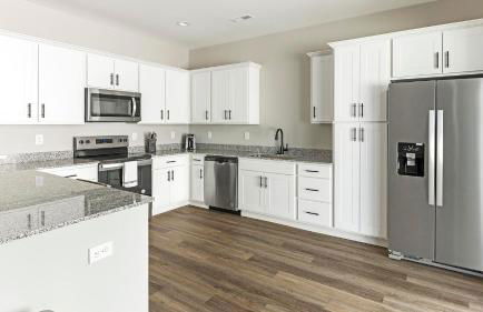 Landing Stylish 2BD Pool Courtyard - Foto 48