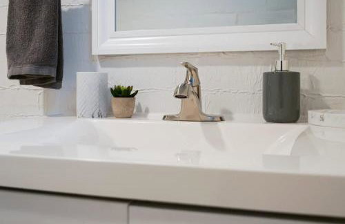 Family Friendly 4 BR Home Close To Downtown CLE! - Foto 52