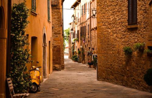 Pizzo Beach Club two bed Apartments 57F - Photo 23