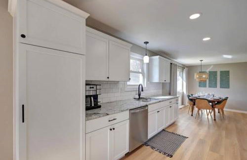 Beautiful 3 BR/2 Bath Very Close to IU & Downtown - Foto 6