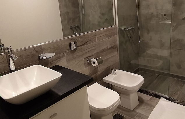 Domus Lake Resort - Photo 6