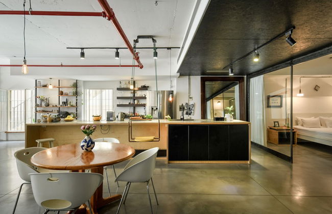 Unique and Spacious 2BR Apt with Terrace - Photo 17