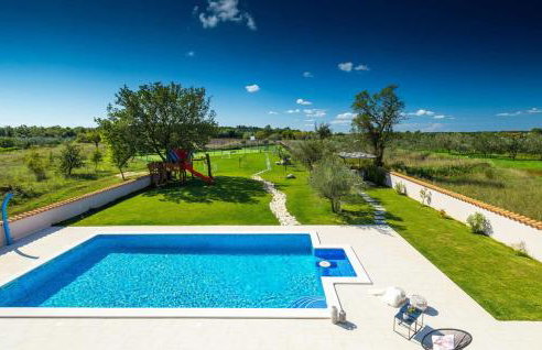 Villa Campi for 10 persons near Pula with large garden, private golf and tennis court, kids playground & wellness area - Foto 5