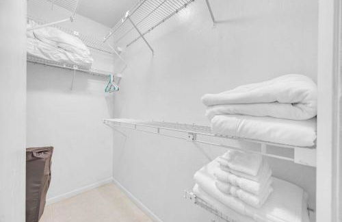 One-bedroom Suite Heated pool Dock Access Quiet Neighborhood SaltAire Two RESlDENCES - Foto 14