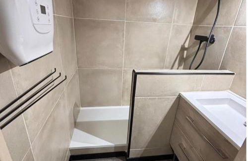 Studio confortable et chaleureux, vue magnifique - Photo 3