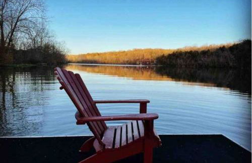 The Barn at Evermore: riverfront retreat w/hot tub - Foto 28