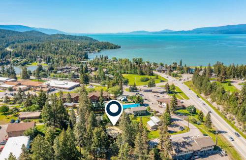 Hilltop Hideaway - Photo 3