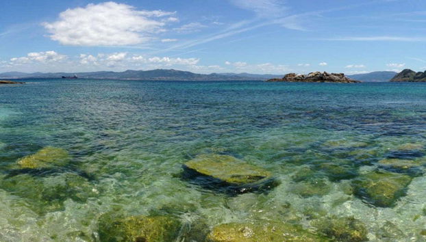 Cies Islands Boat Tour - Photo 3