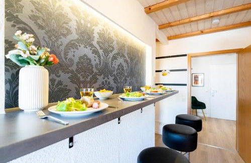 6 people near Basel & Black Forest, stylish, functional - Foto 4