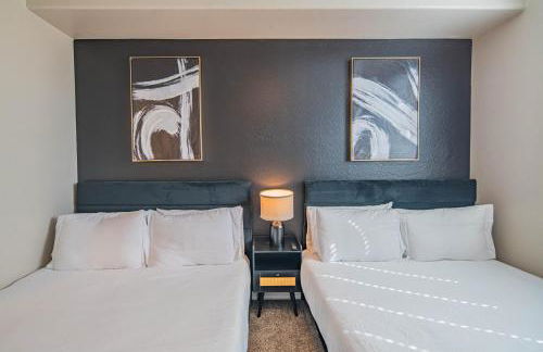 Extensive 2BD - ASU - Sloan Pk - WD - Parking - Sleeps 8 - Foto 41