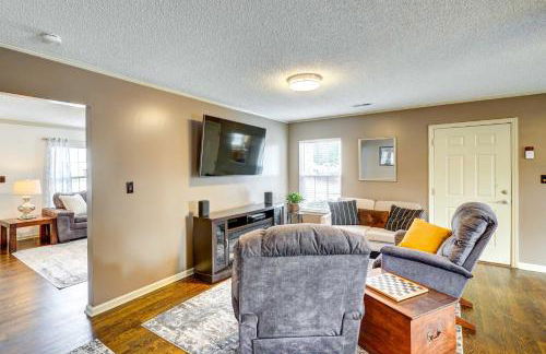 Browns Summit Vacation Rental with Fire Pit! - Photo 5