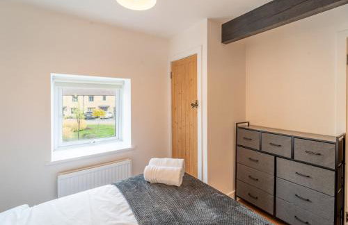 Cosy 2 Bed Terrace Peaceful Village location - Pass the Keys - Foto 4