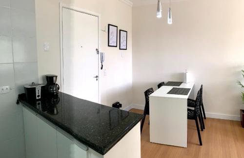 205- Apartamento 1 quarto suite, Encantador, amplo e decorado, mobiliario moderno, cozinha completa com utensílios , Excelente vista da cidade e localização privelegiada no bairro Bigorrilho , - Photo 20