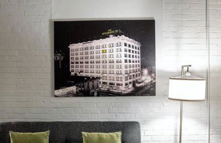 TWO Bold 2BR 2BA Apartments by CozySuites - Foto 8